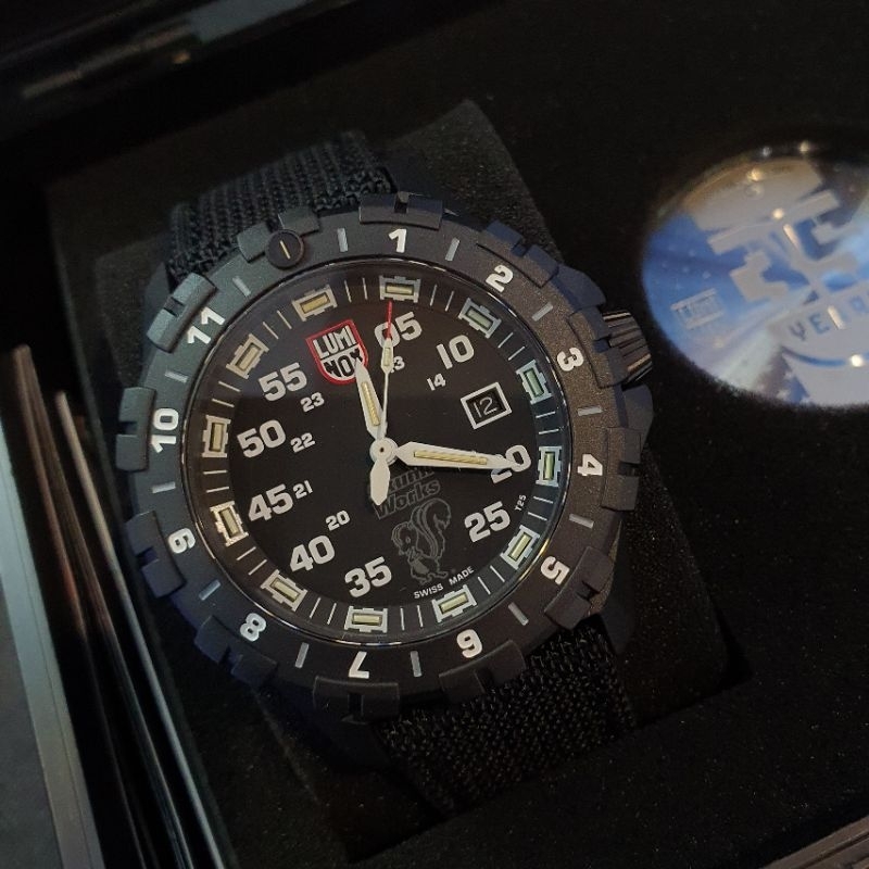 นาฬิกาข้อมือ LUMINOX F-117 NIGHTHAWK x Skunk Works 6440 Heritage รุ่น XA.6442.H.SET