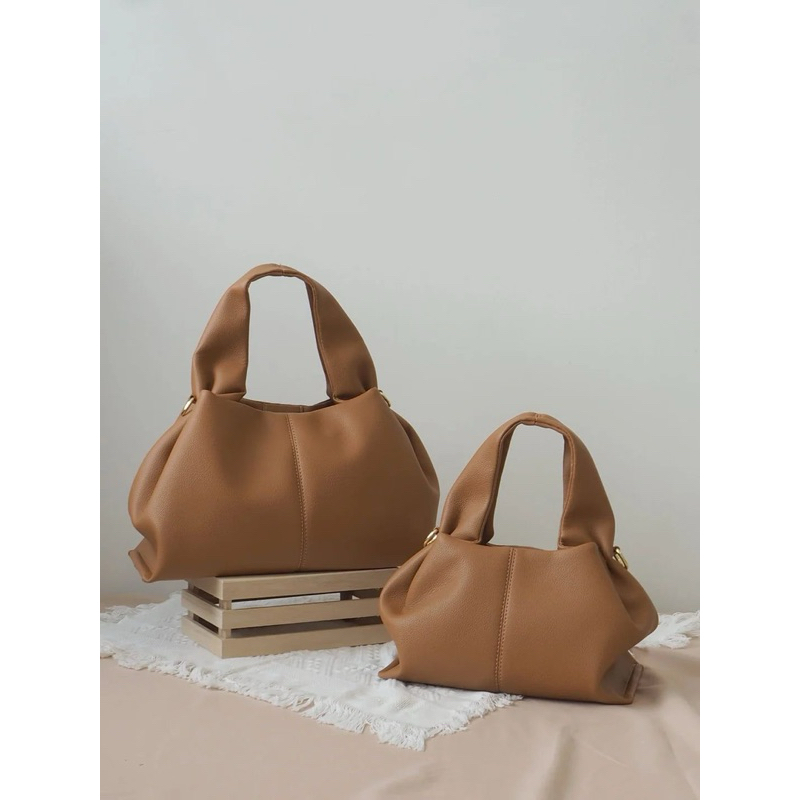 Polene Bag ทรงนี้กำลังฮิต