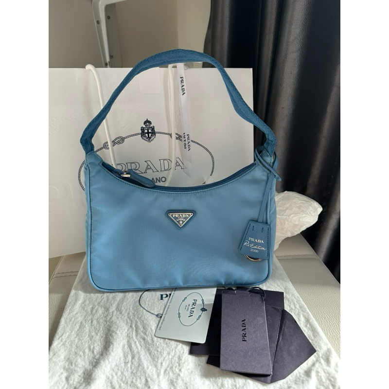 Prada re edition 2000 Y.20 (สี pervinca)