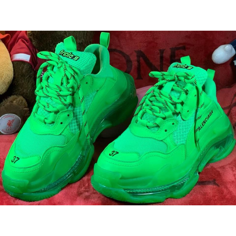 รองเท้าผ้าใบ Balenciaga Triple S  Neon Green Clear Sole size 37 มือ2 แท้