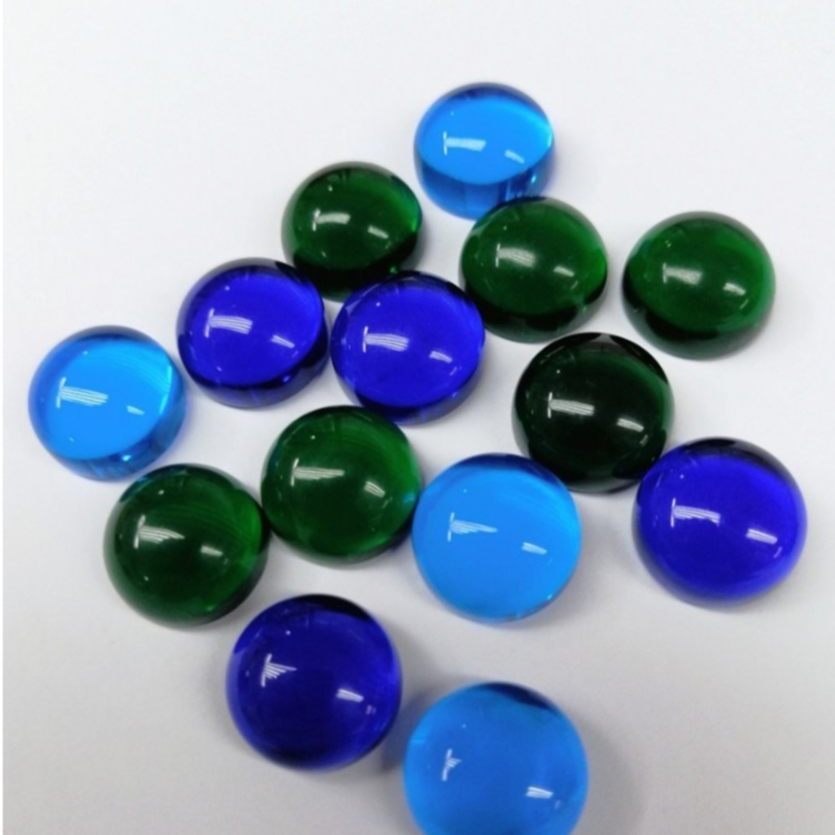พลอยกระจกกลมใสเจียหลังเบี้ยขนาด10mm-15mm