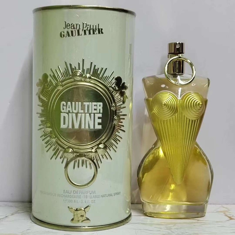 ยี่ห้อ: Jean Paul Gaultier รายการน้ำหอม: Gaultier Divine for Women กลิ่น: Gaultier Divine แหล่งกำเนิ