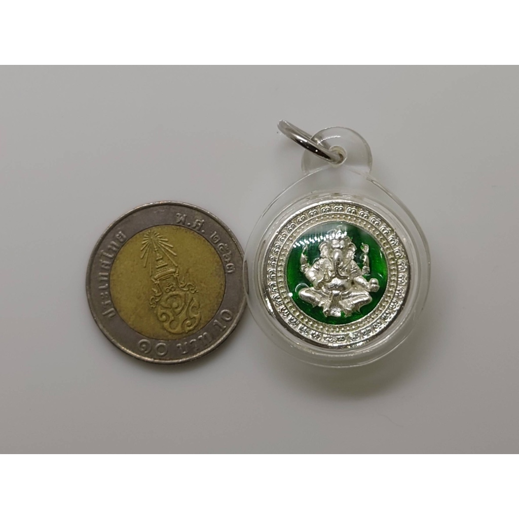 พระพิฆเนศ มหาเทพแห่งความสำเร็จ แท้💯% เนื้อเงิน ลงยาเขียว พิมพ์เล็ก รุ่นเบญจมงคล ครบ 50 ปี ททบ 5 ปี2551 เลี่ยมพร้อมใช้