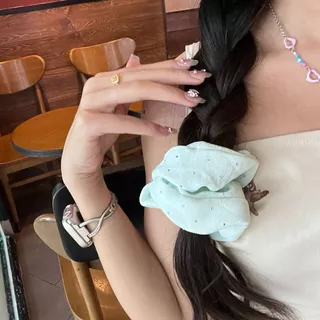 COD-ในไทย💖ยางรัดผม ยางมัดผม ตะปูข้าว น่ารักหวาน สไตล์เกาหลี การออกแบบ Dopamine แฟชั่นสําหรับผู้หญิง ความยืดหยุ่นสูง-Kri