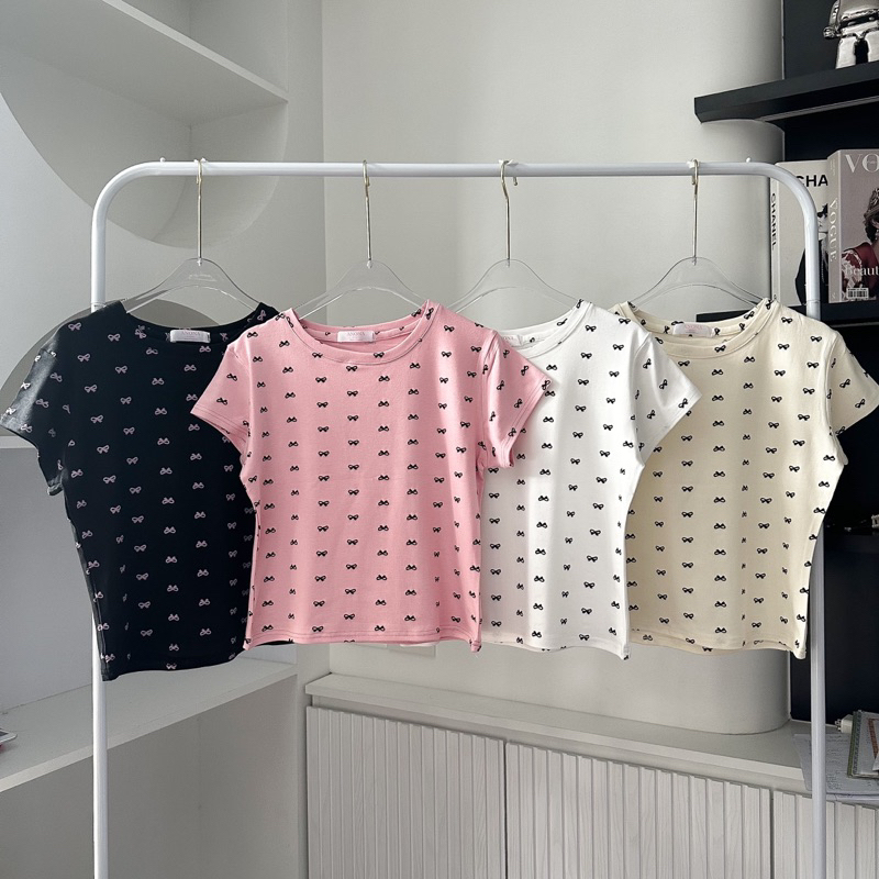 ( RB ) T-shirt เสื้อยืดคอกลมผ้ายูนิพิมพ์ลายโบว์ พร้อมส่ง
