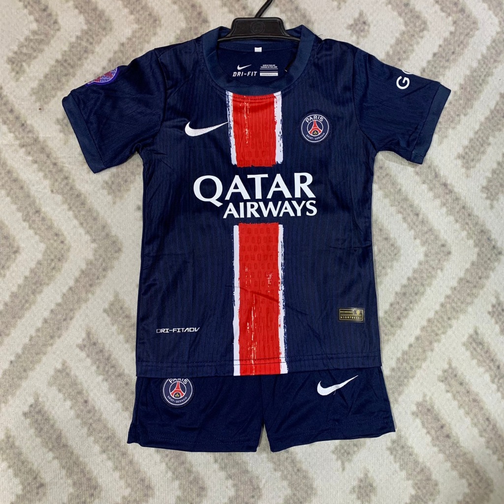 ชุดบอลเด็ก รุ่นใหม่ล่าสุด เสื้อพร้อมกางเกง 2024/2025