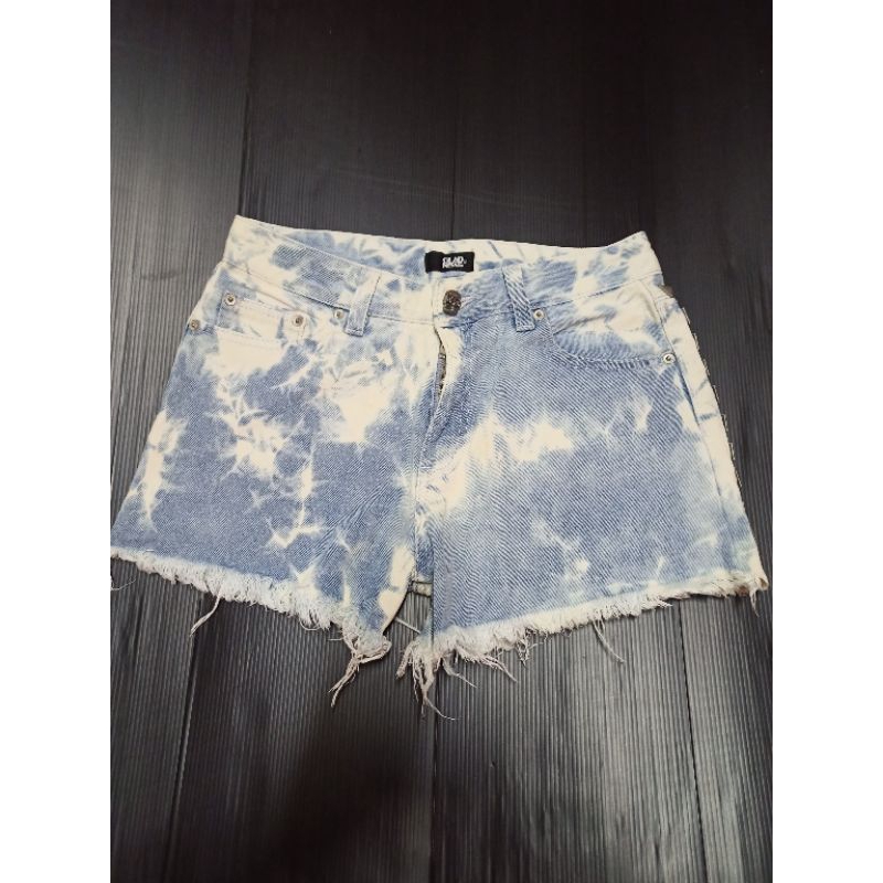 ff673glad news ยีนส์ขาสั้นเอวกลางไม่ยืดมือสอง เอววัดได้ 29