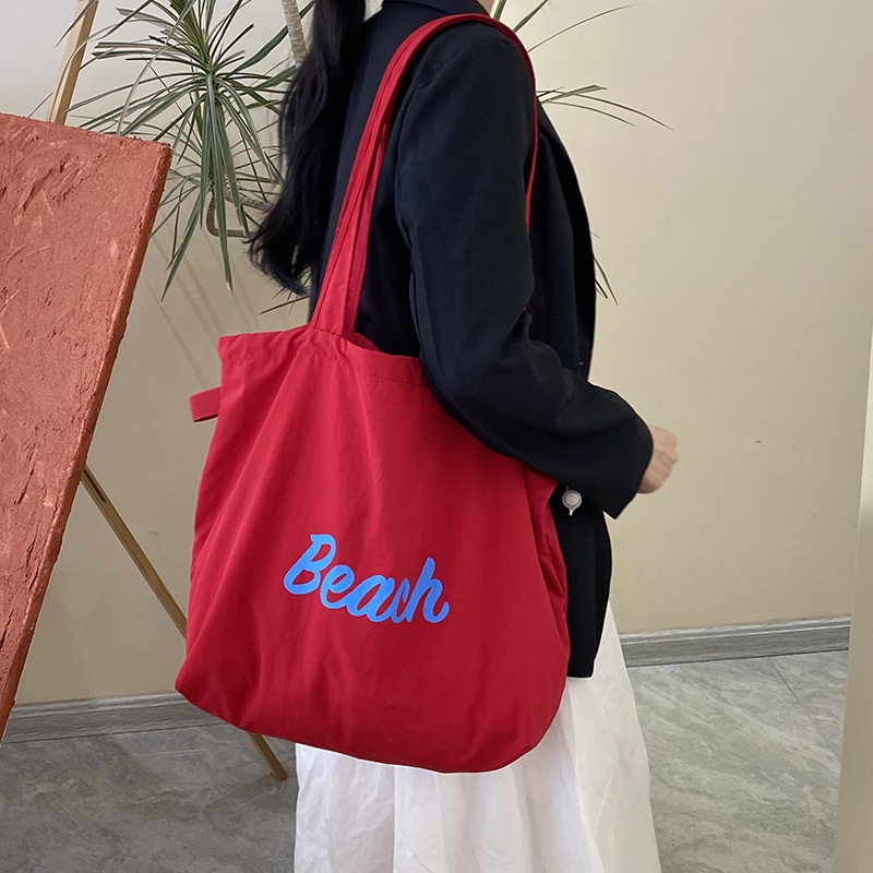 Beach Girl กระเป๋าผ้าแคนวาส รูดปิดได้ ลดโลกร้อน