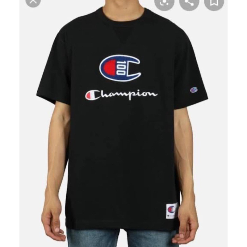 เสื้อทีเชิ้ต คอกลม แขนสั้น ผู้ชาย แชมป์เปี้ยน ปักโลโก้และนี่ห้อกลางอก