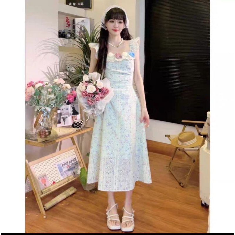 เดรสยาวผ้าฉลุกคุณหนู นำเข้าสไตล์เกาหลี (เข็มกลัดกุหลาบ)