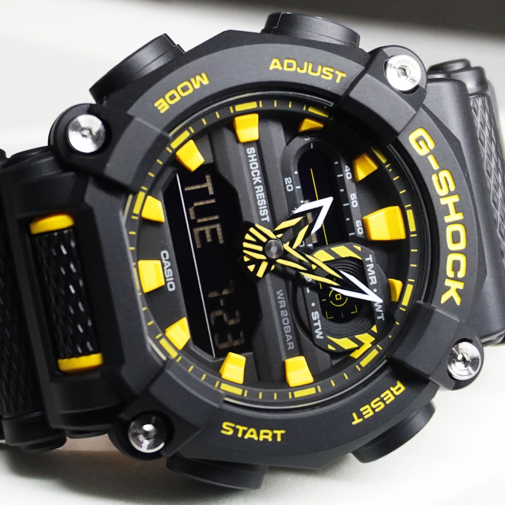 Casio G-Shock นาฬิกาข้อมือผู้ชาย รุ่น GA-900,GA-900A ( GA-900-1A,GA-900A-1A9 )