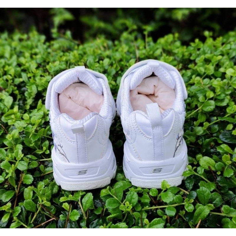 Sketchers 👟🥾👞รองเท้าเด็กแบรนด์แท้มือสอง