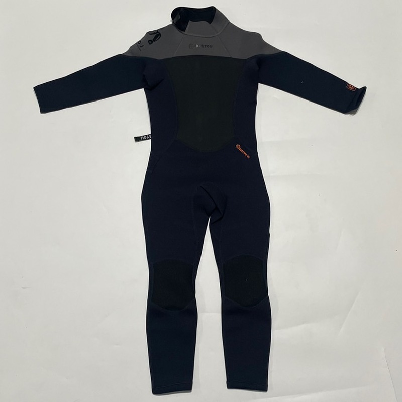 ชุดว่ายน้ำเก็บอุณหภูมิเด็ก รุ่น orca ดีไซน์ซิปหลังมาโทนดำ เรียบ เท่ ผ้าหนาเก็บความอบอุ่นได้เป็นบอดี้สูทตัวยาวแขนยาว - รูปที่ 2