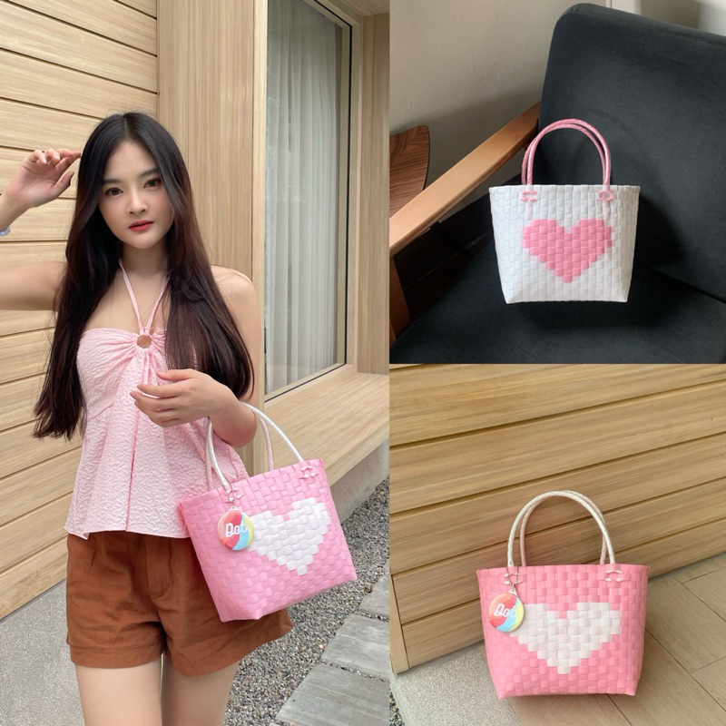 กระเป๋าสานพลาสติกงาน 𝐇𝐚𝐧𝐝𝐦𝐚𝐝𝐞