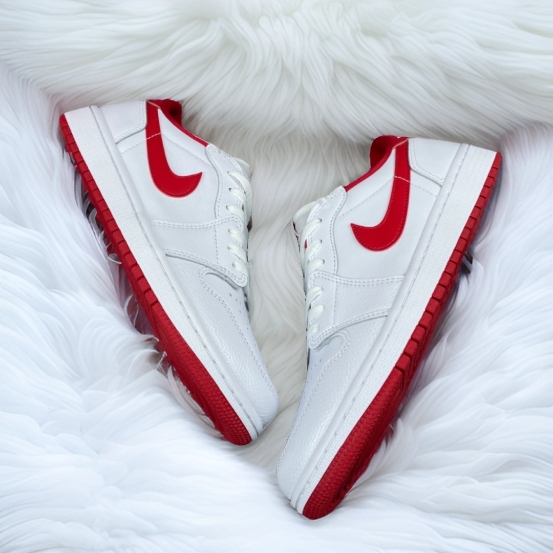 Jordan Air Jordan 1 Low OG“University Red” White red  (ของแท้ 100%)