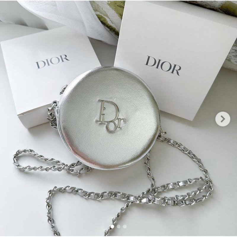 ✅ Dior Beauty Crossbody bag   Dior กระเป๋าทรงกลม Dior Addict Silver Round Pouch 2024 ของขวัญล่าสุดจา