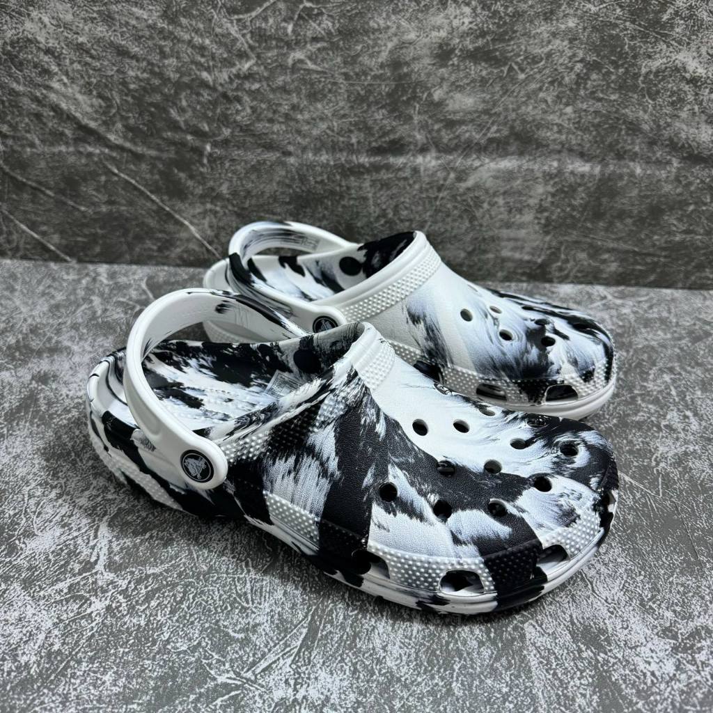รองเท้า หัวโต สไตล์งานสวย Croocs CR Clog ( Unisex ) เบา ใส่สบาย 🚚พร้อมส่งทันที🚚