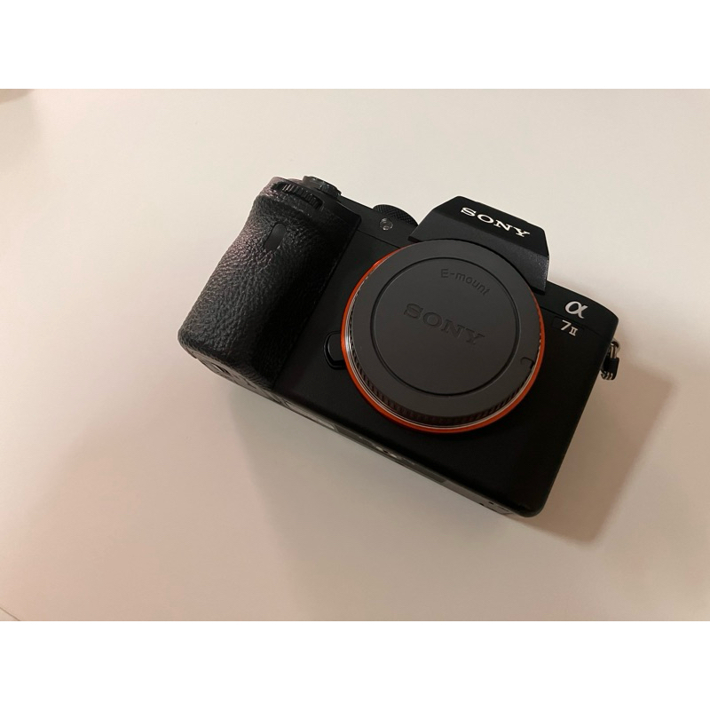 Sony A7II มือสอง พร้อม Battery Grip VG-C2EM และแบต Sony แท้ 2 ก้อน (มี Filter แถมให้ด้วย)