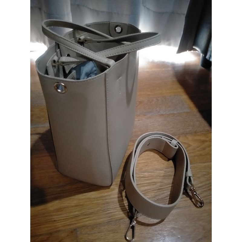 กระเป๋า Knackbag สีSandSizeMini