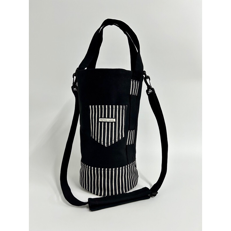 Bag for Tumbler 4600ml. กระเป๋าใส่แก้วเก็บความเย็น จากผ้ายีนส์สีดำ สำหรับกระบอกน้ำจัมโบ้