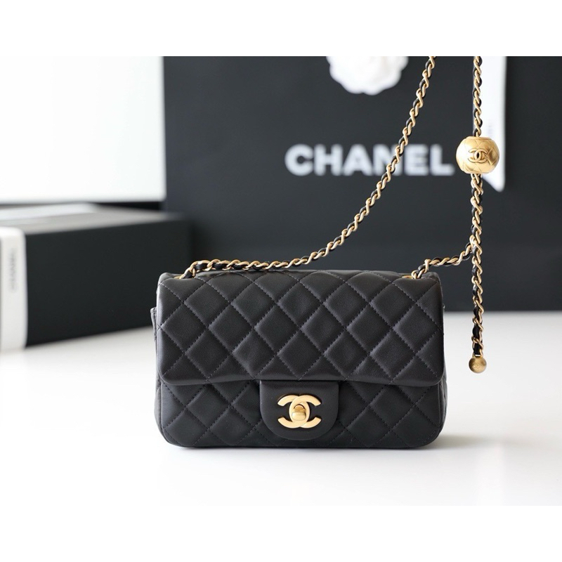 Chanel Mini8 with adjustable ball(Ori)VIP  📌หนังอิตาลีนำเข้างานเทียบแท้ 📌size 20 cm.