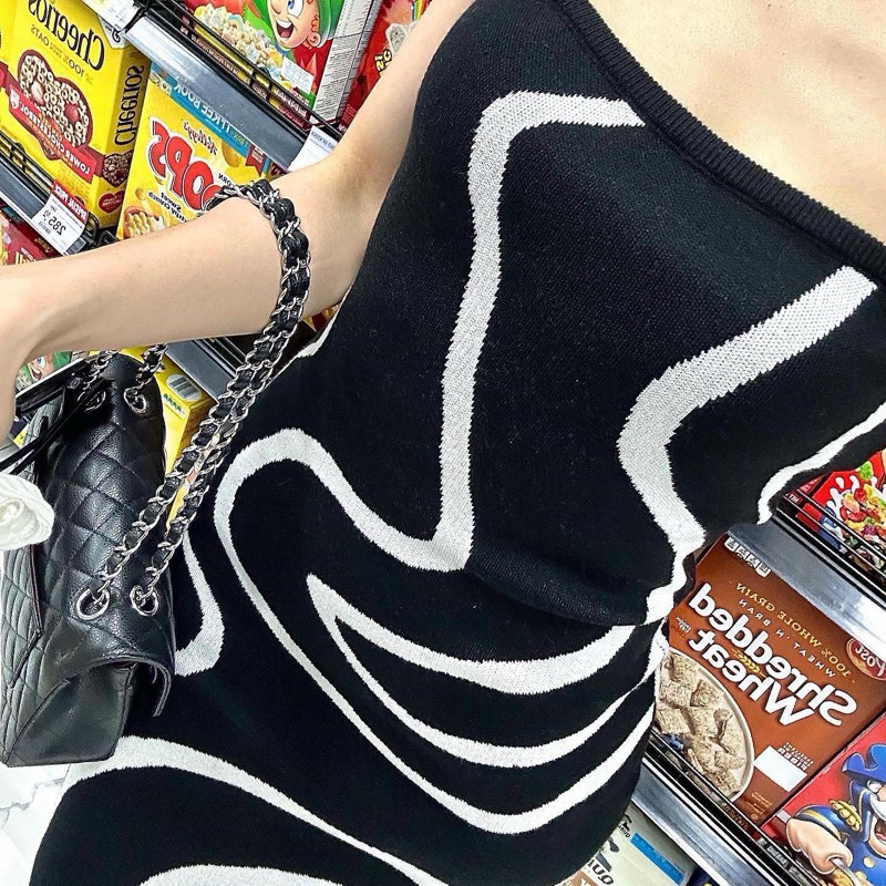 เดรสไหมพรม สีดำ MTN selected