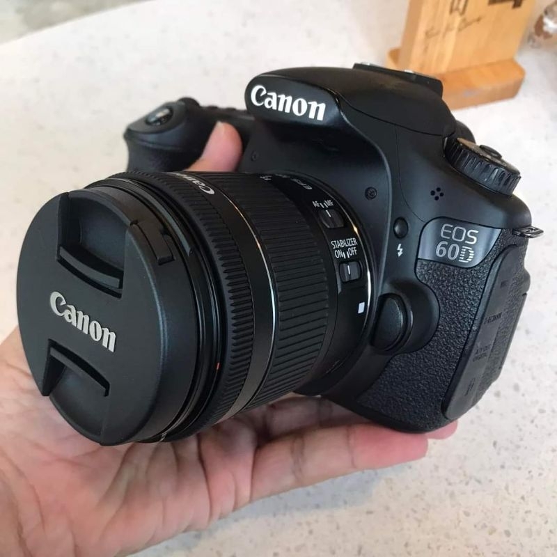 ขายกล้อง CANON EOS 60D พร้อมเลนส์ EFS 18-55 IS STM (มือสอง)