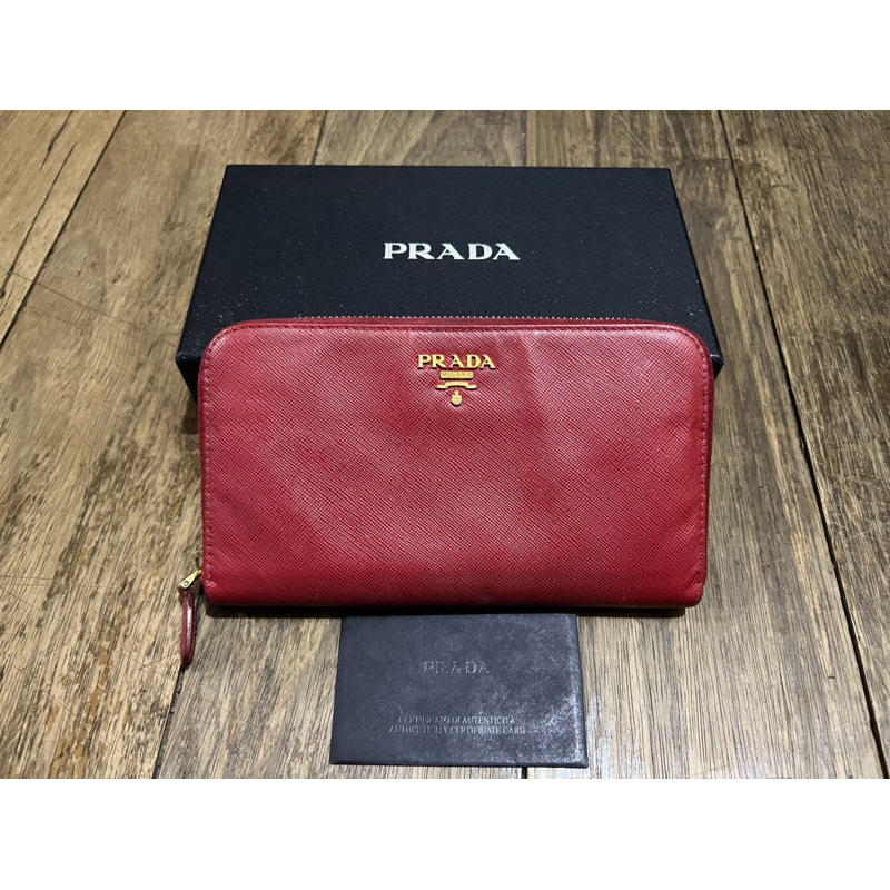 กระเป๋าสตางค์ใบยาว PRADA แท้ 💯 มือสอง