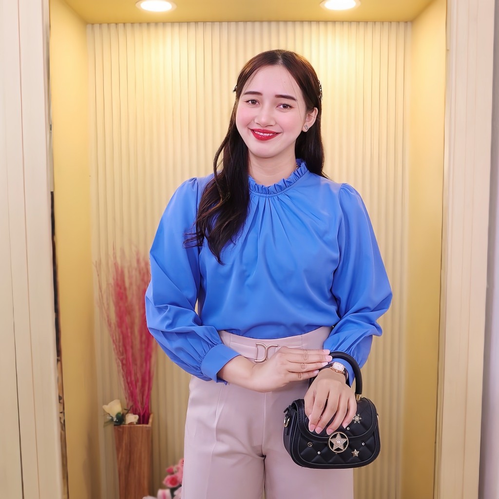 Richstyle-j002เสื้อเบลาส์สำหรับผู้หญิง เสื้อใส่ทำงาน คอกลมตั้ง ด้านหลังติดกระดุม1เม็ด