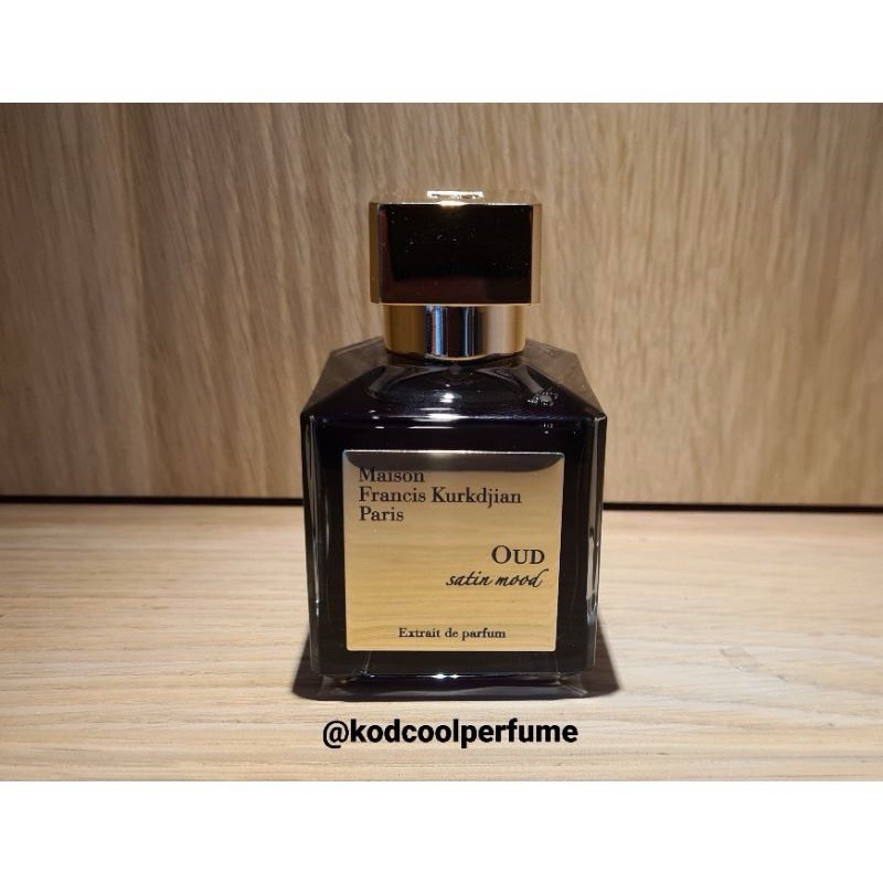 Oud Satin Mood Extrait de parfum สุดยอดน้ำหอออกงานกลางคืน
