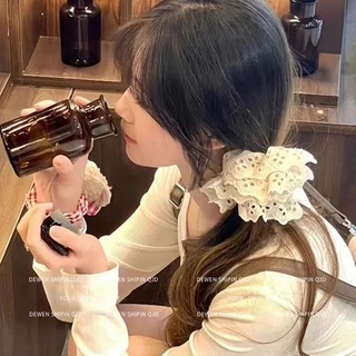 ในไทย💖ยางรัดผมหางม้าลูกไม้หางม้าสูงขาวอ่อนโยนหวานสไตล์เกาหลีแฟชั่นสําหรับผู้หญิงเครื่องประดับผม.COD