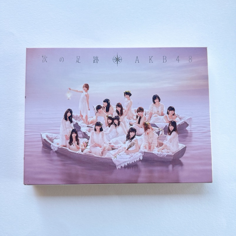 AKB48 2CD+1DVD + Booklet Album Tsugi no Ashiato Boxset