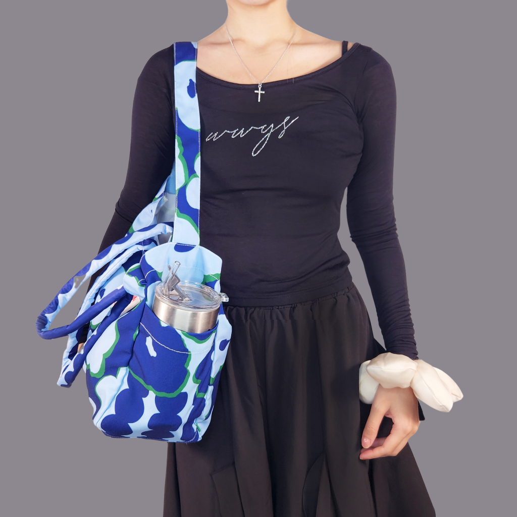 Hello Daisy [แบรนด์ไทย] -Weekend bag กระเป๋าสะพายไหล่ มี ที่ใส่แก้วกาแฟ 2 ช่อง