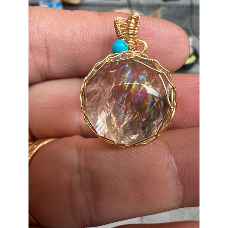 ลูกแก้วสารพัดนึก Crystal stone