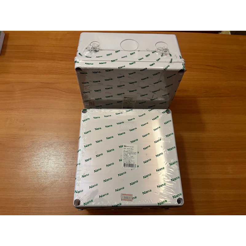 กล่องกันน้ำสีขาว NANO-206W “NANO”