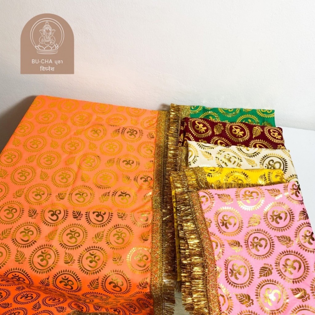 BC02-32 ผ้ารองพานองค์เทพ ผ้ารองลายโอม ขนาด 1 เมตร