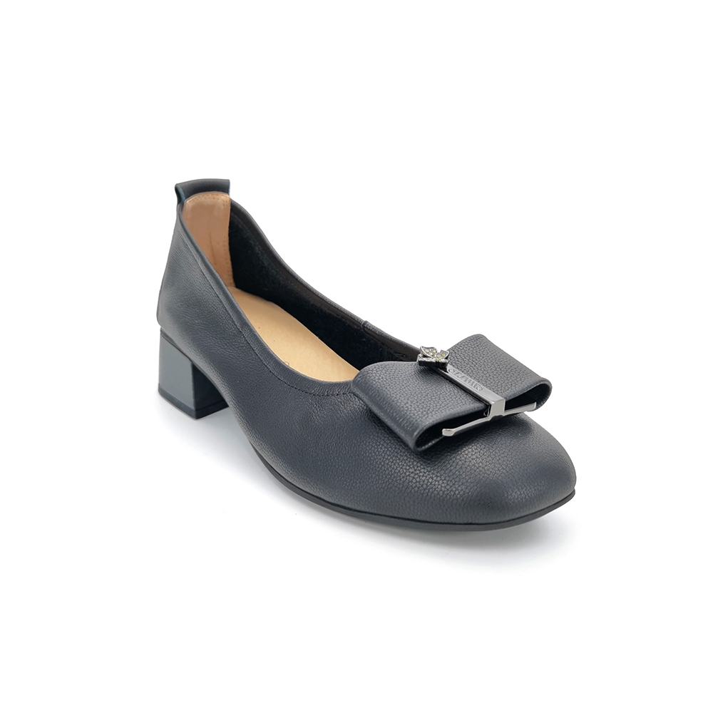 ST.JAMES รองเท้าหนังแท้/รองเท้าคัทชู หัวมน รุ่น VIENNA สี BLACK | รองเท้า ผู้หญิง