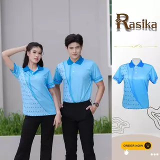 เสื้อโปโลสีฟ้า Rasika ลายพระราชทาน พรีเมี่ยม! ยับยาก ไม่ต้องรีด! ให้คุณดูดีและมั่นใจในทุกโอกาสพิเศษ!