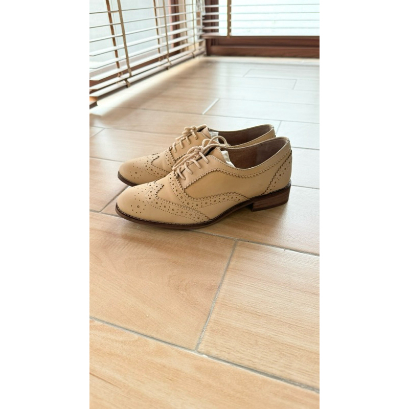 KG Kurt Geiger รองเท้า oxford