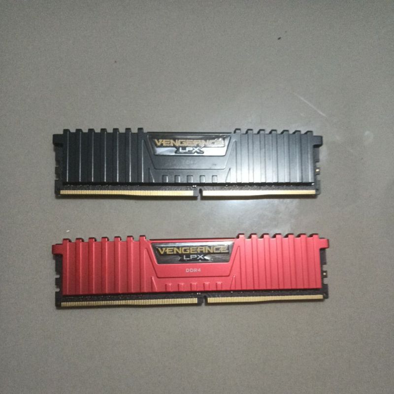 RAM Corsair VENGEANCE LXP DDR4 8 GB DDR 4 3200 MHZ มือสอง ประกัน 3 เดือน