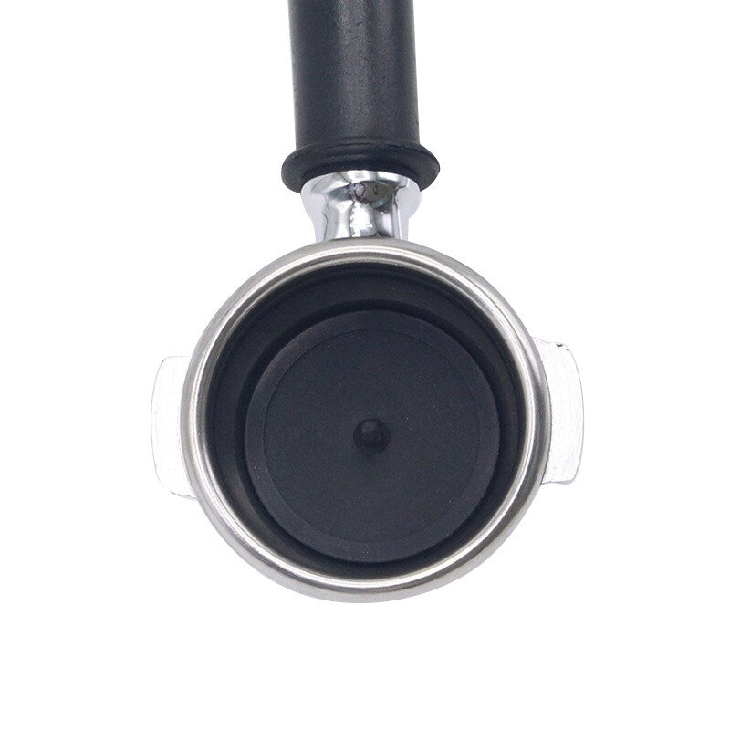 แผ่นยางรองสำหรับล้างหัวชง 1 ชิ้นขนาด 5.5 cm ทำความสะอาดหัวชงเครื่องชงกาแฟ ยางดำใส่ด้ามชงกาแฟ ใช้ง่าย