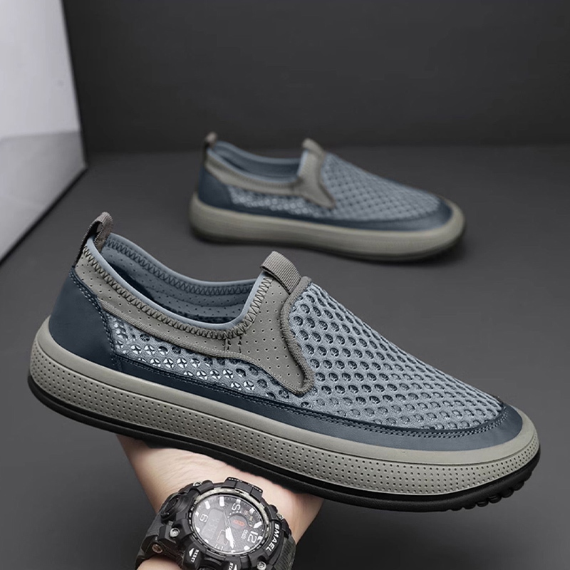 LxShop ใหม่ รองเท้าผ้าใบแฟชั่น งานใส่สบายด้วยวัสดุโฟมตาข่ายระบายอากาศได้ดีมาก ไม่อับชื้นแน่นอน สีโทนเข้มใส่ง่ายใช้งานด