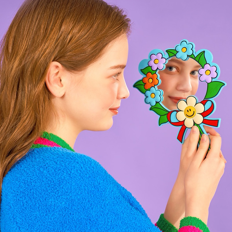 พร้อมส่ง Wiggle Wiggle ของแท้   กระจกพกพา Hand Mirror กระจกน่ารัก Pocket Mirror กระจกแต่งหน้า วิกเกิ้ล วิกเกิ้ล 02008 ราคา ถูกที่สุด ดีลบีเคเค แกลเลอรีภาพที่ 3