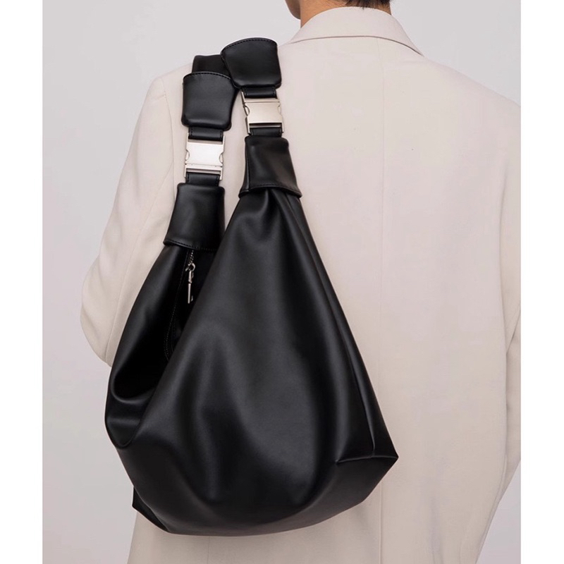 KENJI BAG กระเป๋าหนังสะพายข้างใบใหญ่