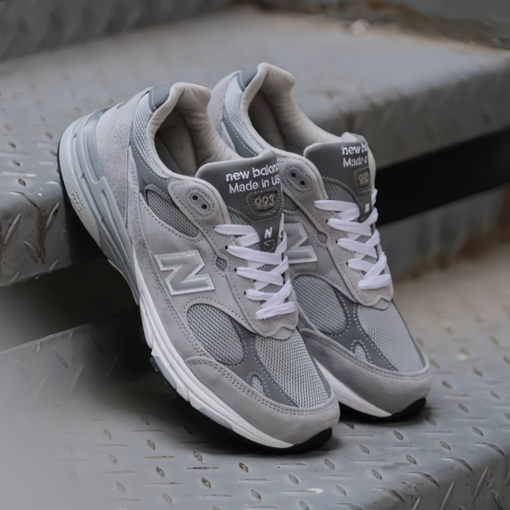 แท้💯New Balance 993 Gray มีสินค้าพร้อมส่งค่ะ