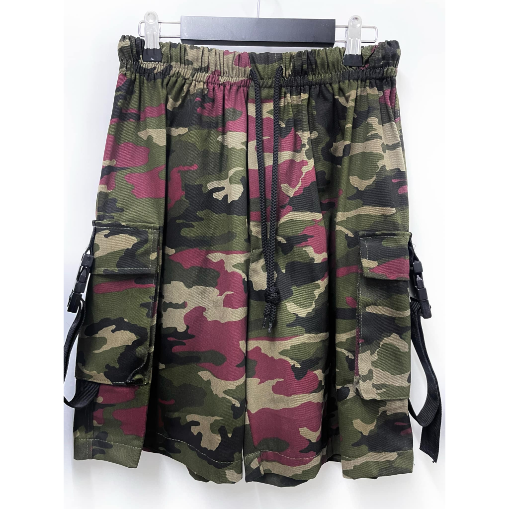 ลดเหลือ 200// กางเกงขาสั้นลายพราง เอวยืด FREE SIZE ขยายได้ 26-36 นิ้ว