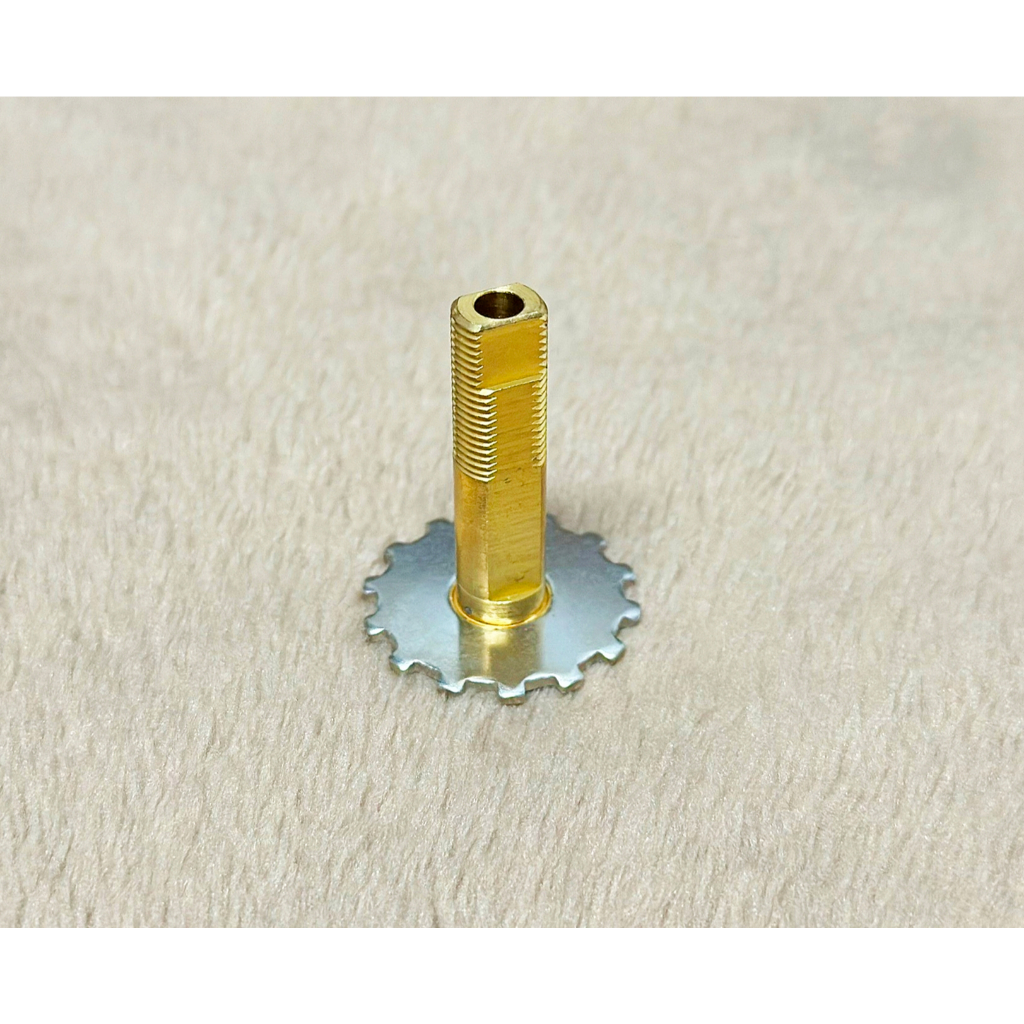 อะไหล่รอก Abu Garcia เพลาขับ หรือ แกนเฟือง หรือ เสาเฟือง Drive Shaft Parts number 22079 รอกตระกูล 65