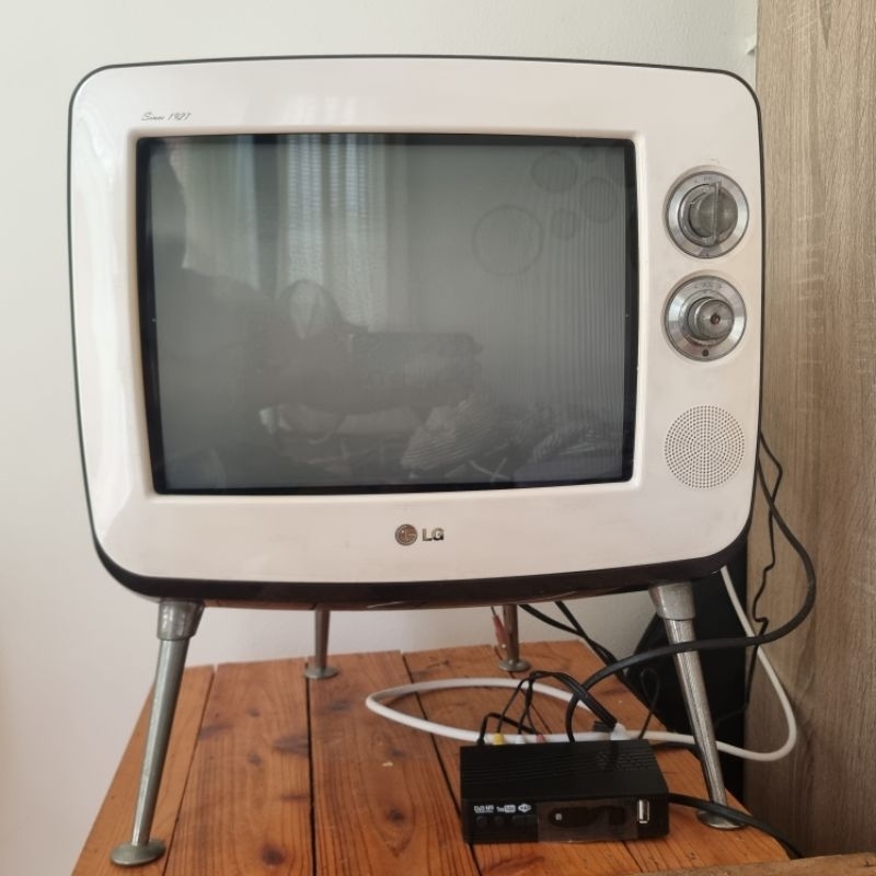 ขาย  LG Retro Classic TV Ultra Slim 14".