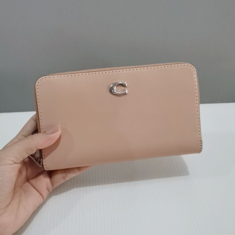 Coach กระเป๋าสตางค์งาน shop ใบกลางหลายแบบ