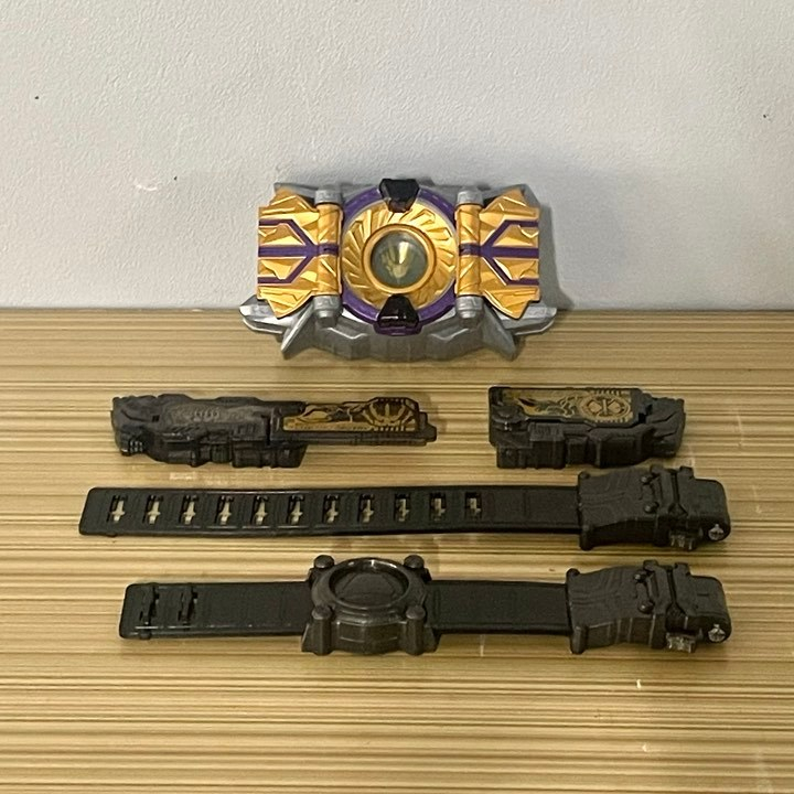 DX Zaia Thouser Driver (เข็มขัดเทาเซอร์ จากซีรี่ย์ มาสไรเดอร์ ซีโร่วัน)